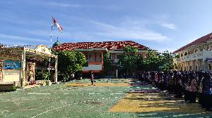 Semangat Kartini Menyala Di SMPN 1 Ngimbang Peringatan Hari Kartini Penuh Makna