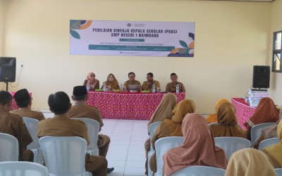 SMP Negeri 1 Ngimbang Jalani PKKS 2025, Tiga Aspek Kinerja Jadi Fokus Penilaian